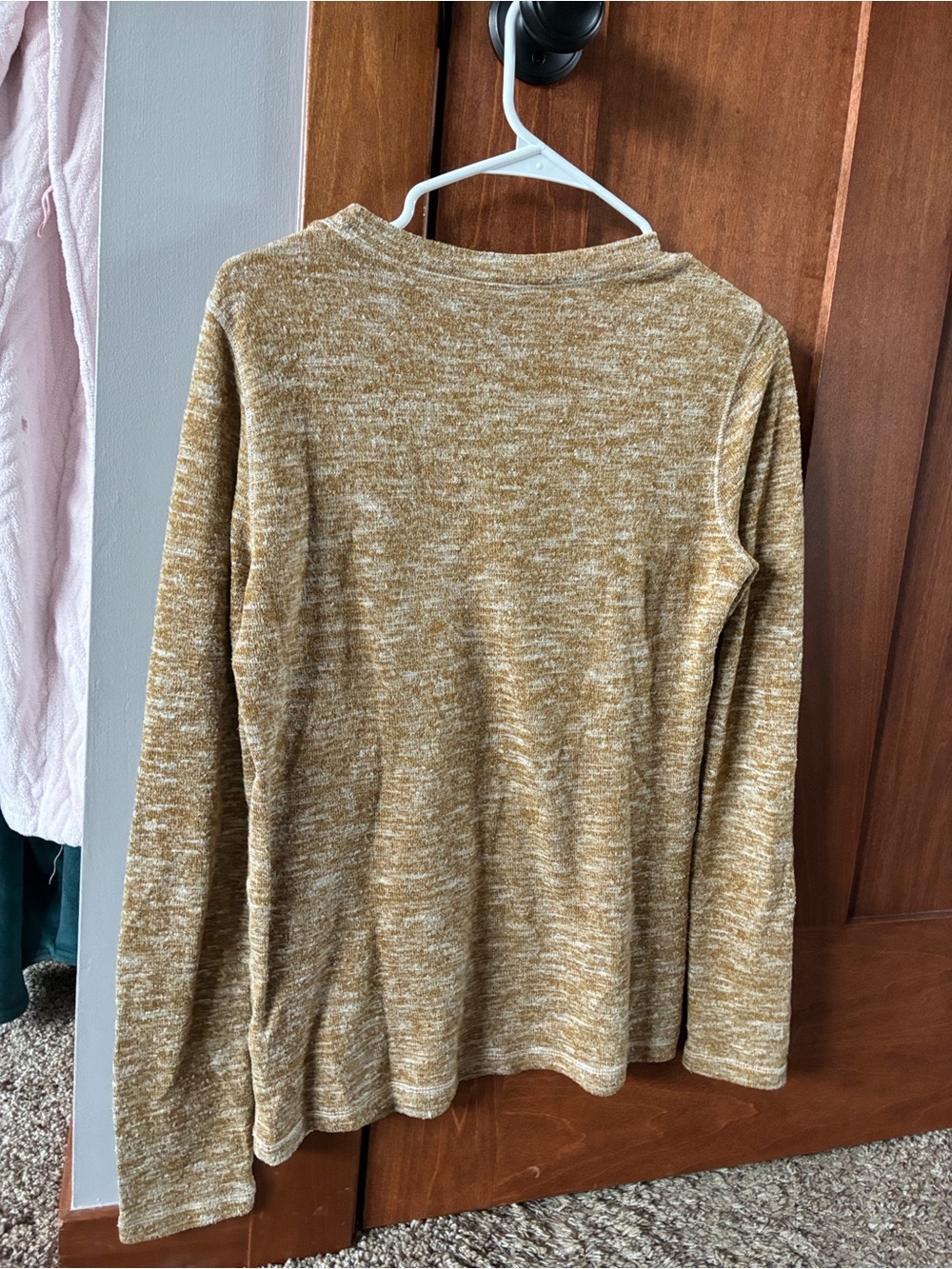 Universal Thread Marled Mustard Crewneck Sweater